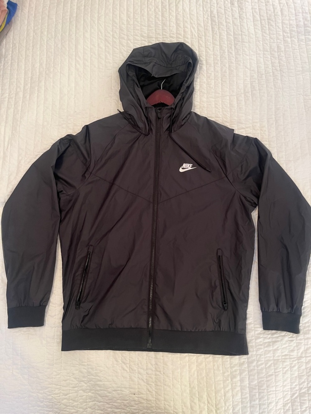 Nike Black Hooded Windrunner Jacket - Picture 3 of 5